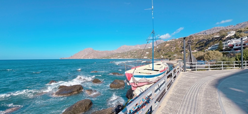 En arrivant à Plakiás, vue sur la côte