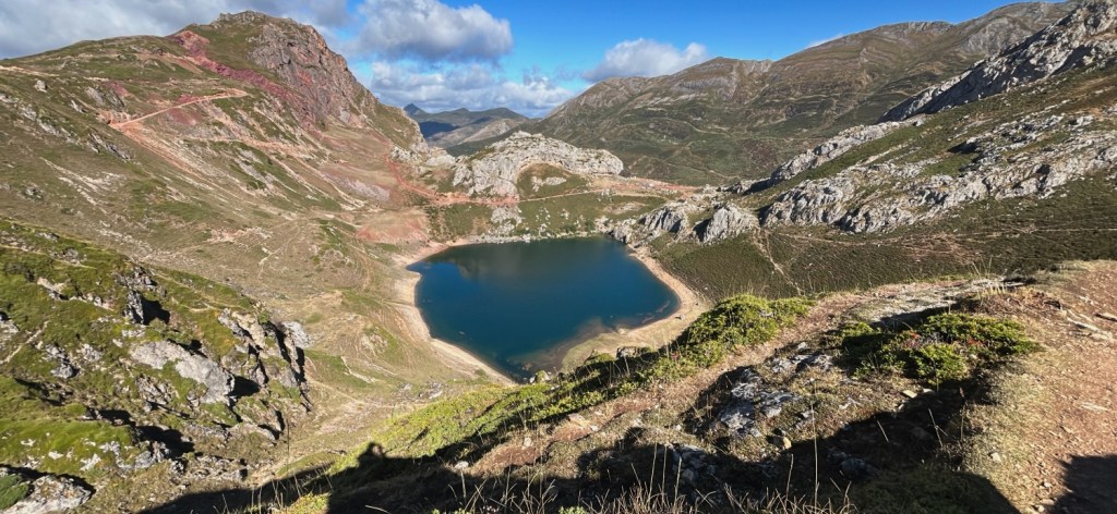 Randonnée vers les Lagos de Saliencia après l’éclaircie.