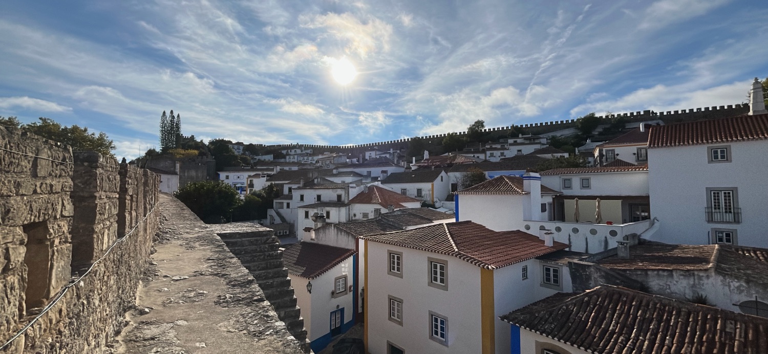Tomar : ruelles historiques et charme intemporel.